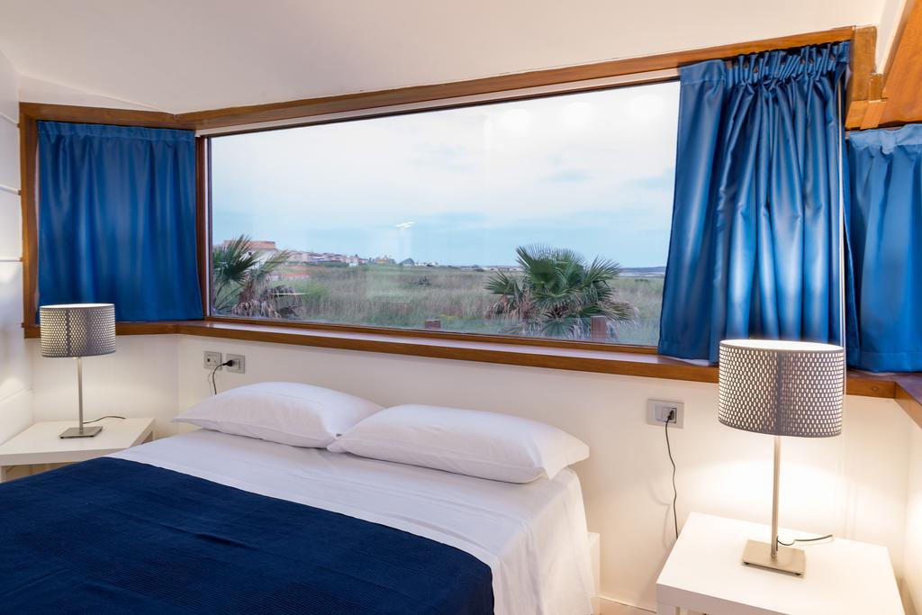 Lalena'S Garden Hotel Portopalo Di Capo Passero ภายนอก รูปภาพ