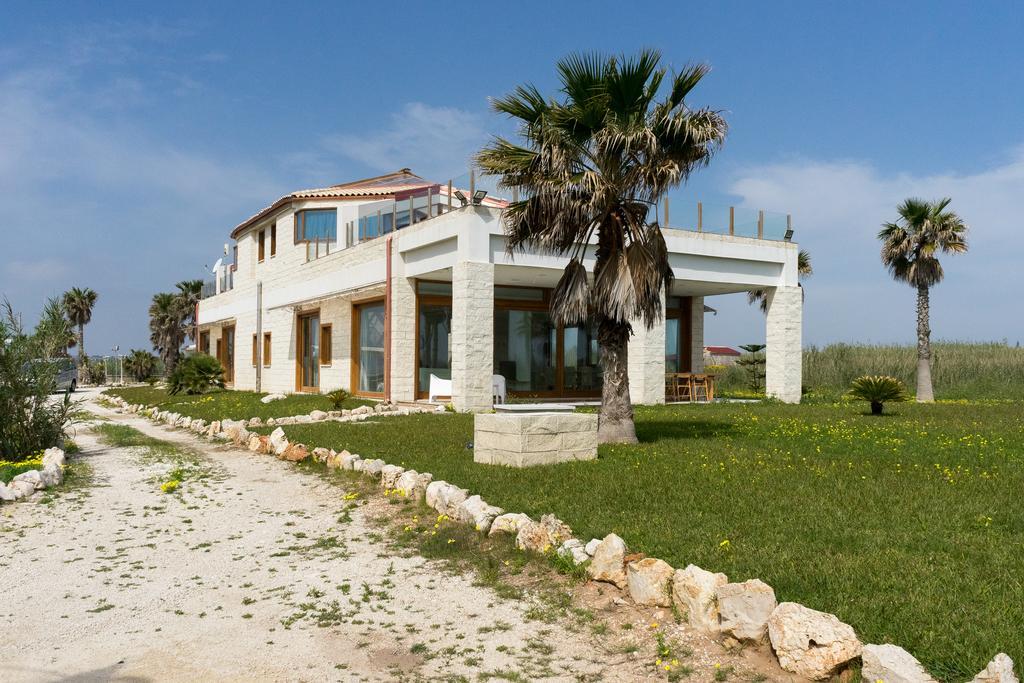 Lalena'S Garden Hotel Portopalo Di Capo Passero ภายนอก รูปภาพ