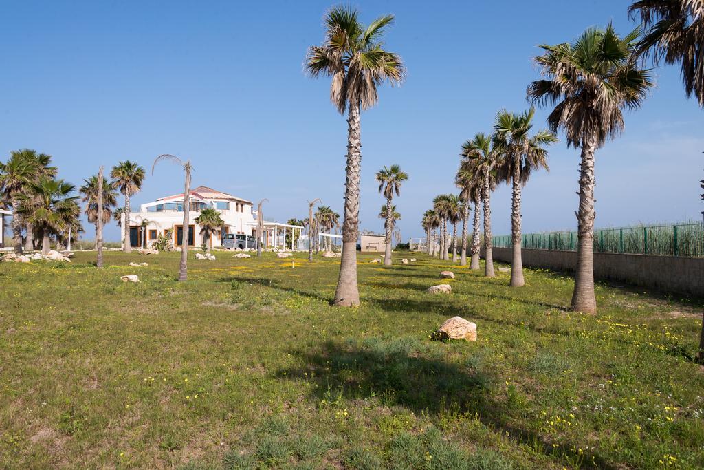 Lalena'S Garden Hotel Portopalo Di Capo Passero ภายนอก รูปภาพ