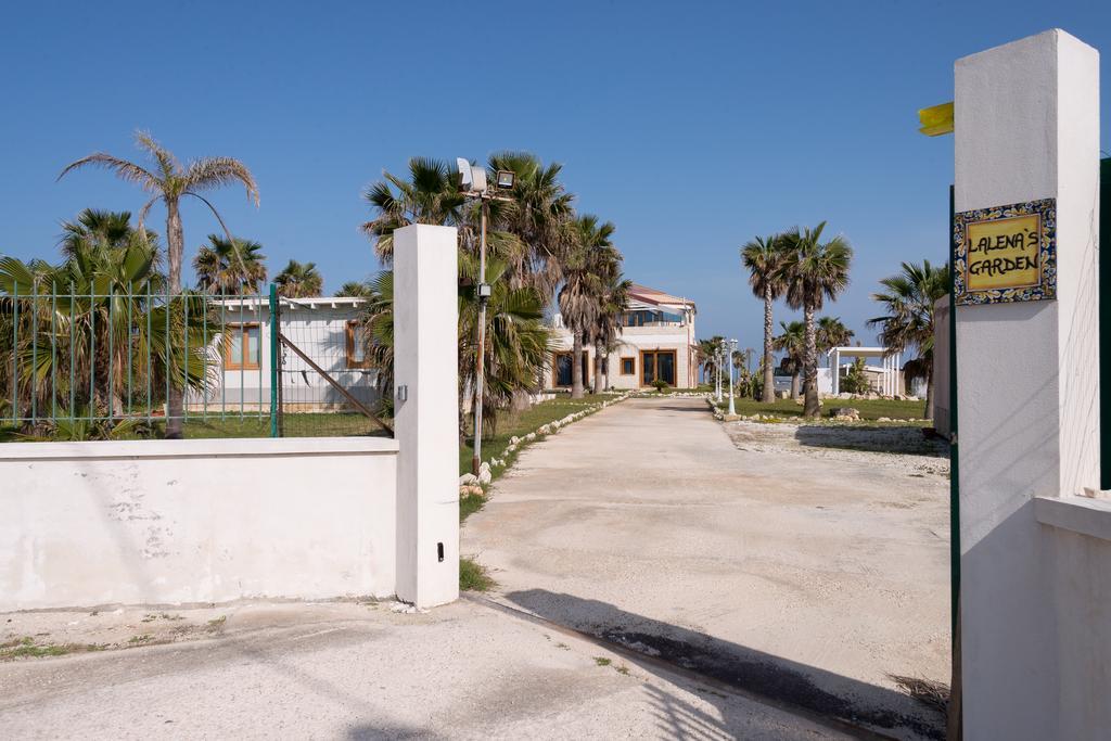 Lalena'S Garden Hotel Portopalo Di Capo Passero ภายนอก รูปภาพ